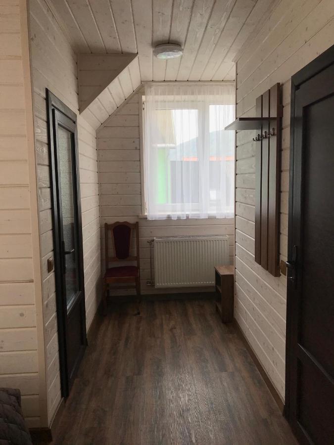 Готель Вікторія Volovets Buitenkant foto